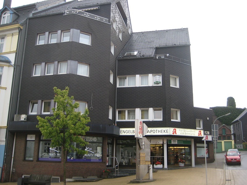 Straßenansicht Gebäude