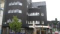 Straßenansicht Gebäude