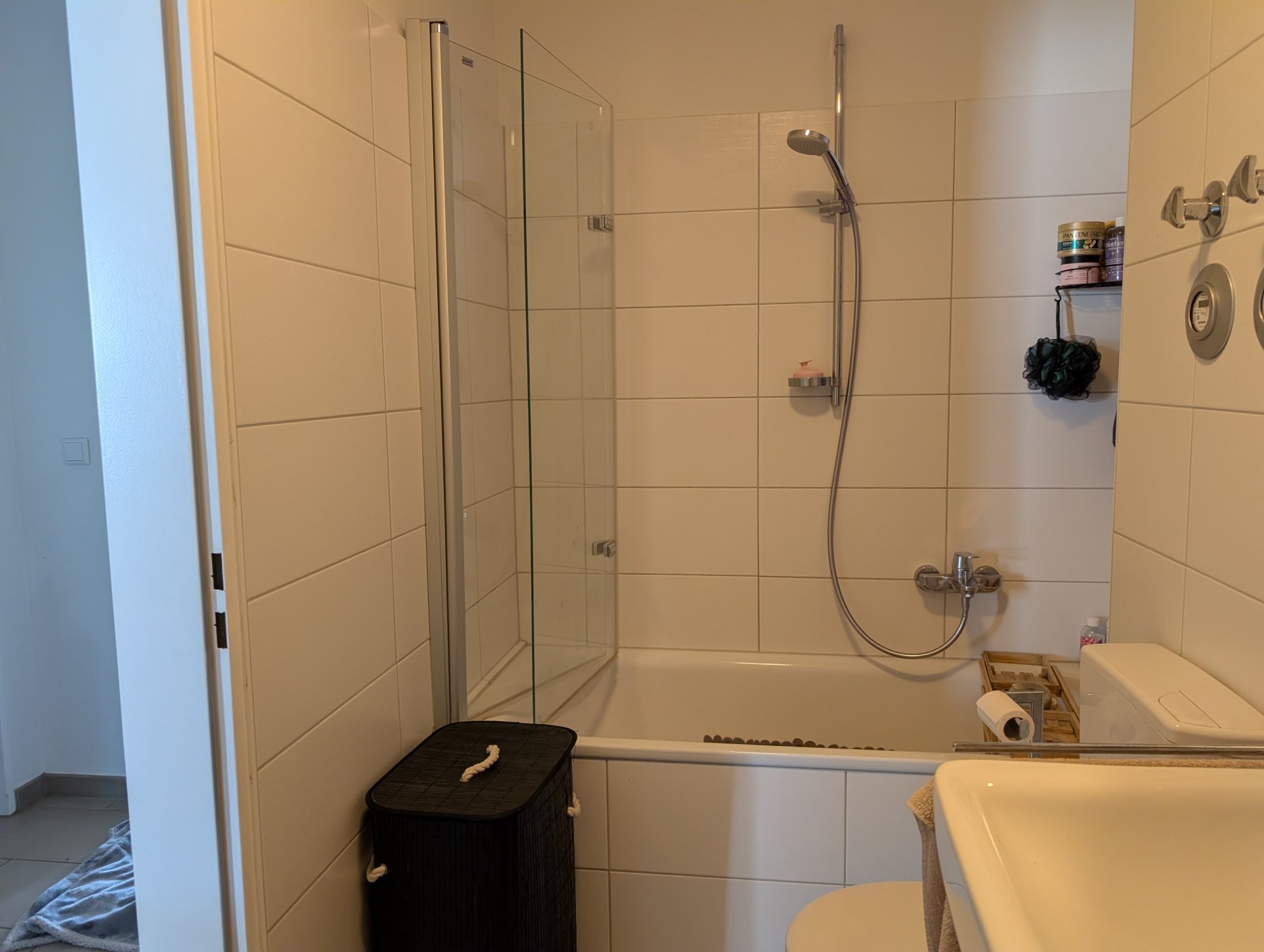 Bad mit Wanne